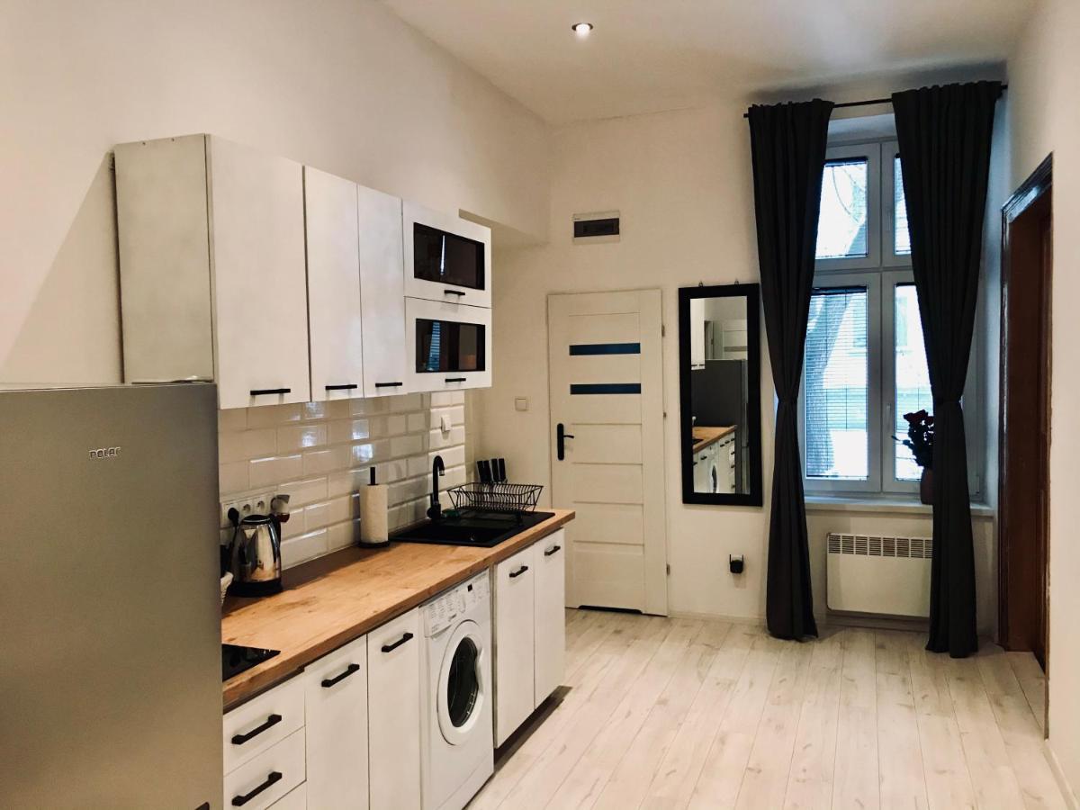 Topolove Rooms & Apartments كراكوفيا المظهر الخارجي الصورة
