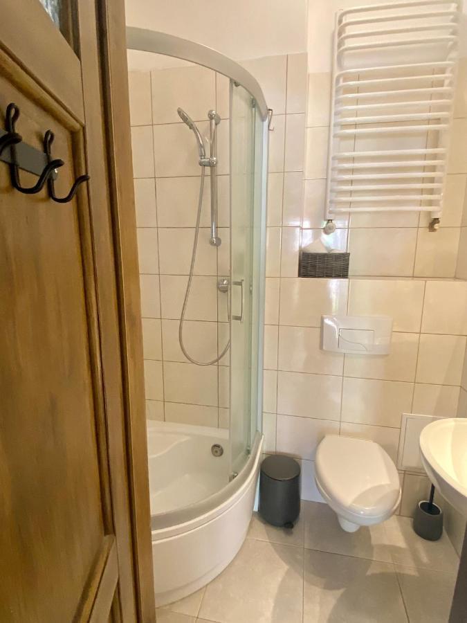 Topolove Rooms & Apartments كراكوفيا المظهر الخارجي الصورة