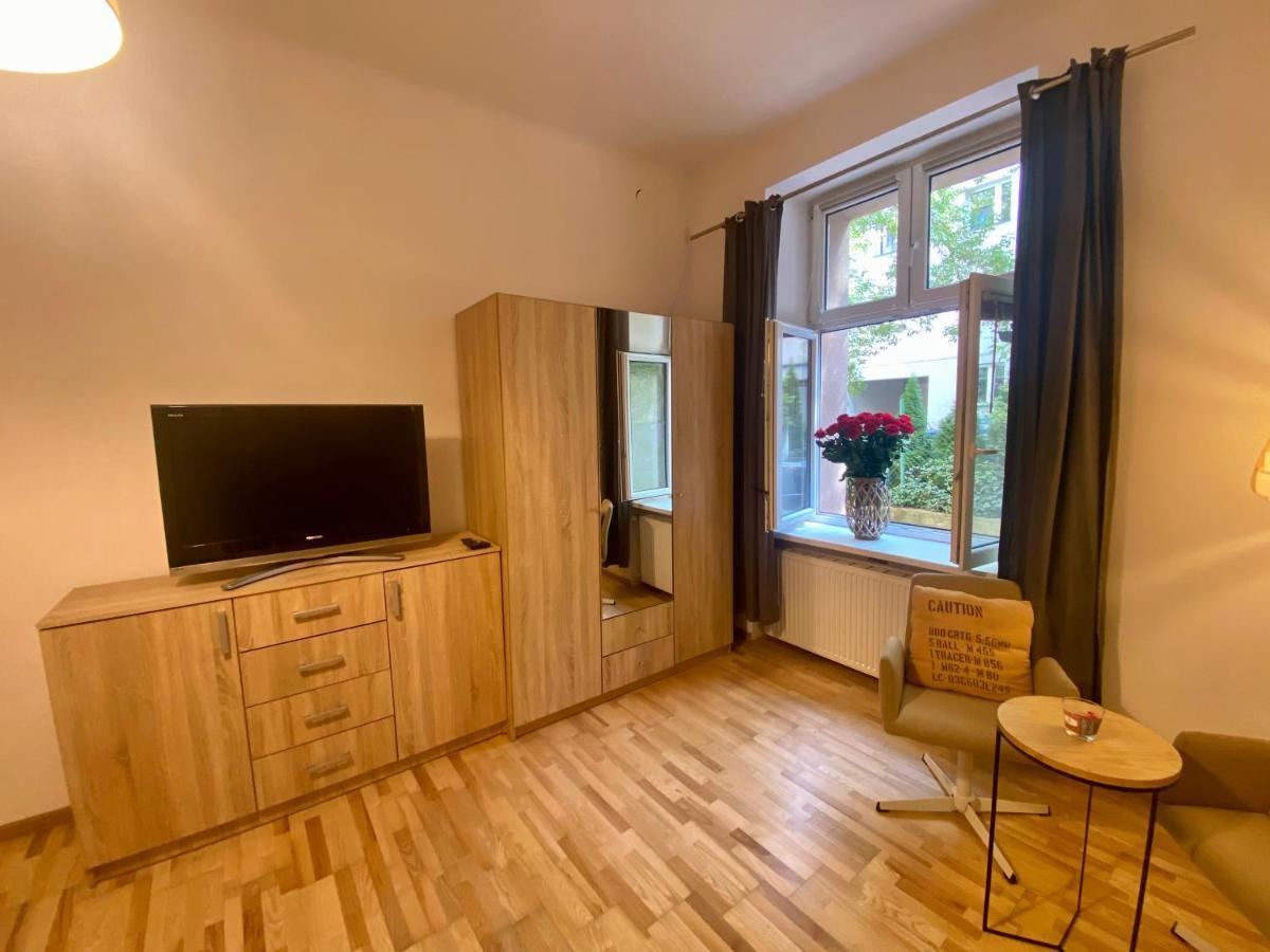 Topolove Rooms & Apartments كراكوفيا المظهر الخارجي الصورة