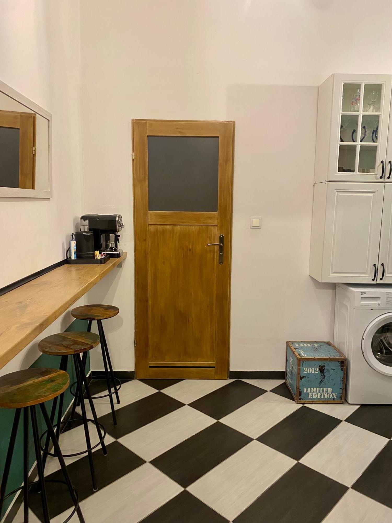 Topolove Rooms & Apartments كراكوفيا المظهر الخارجي الصورة